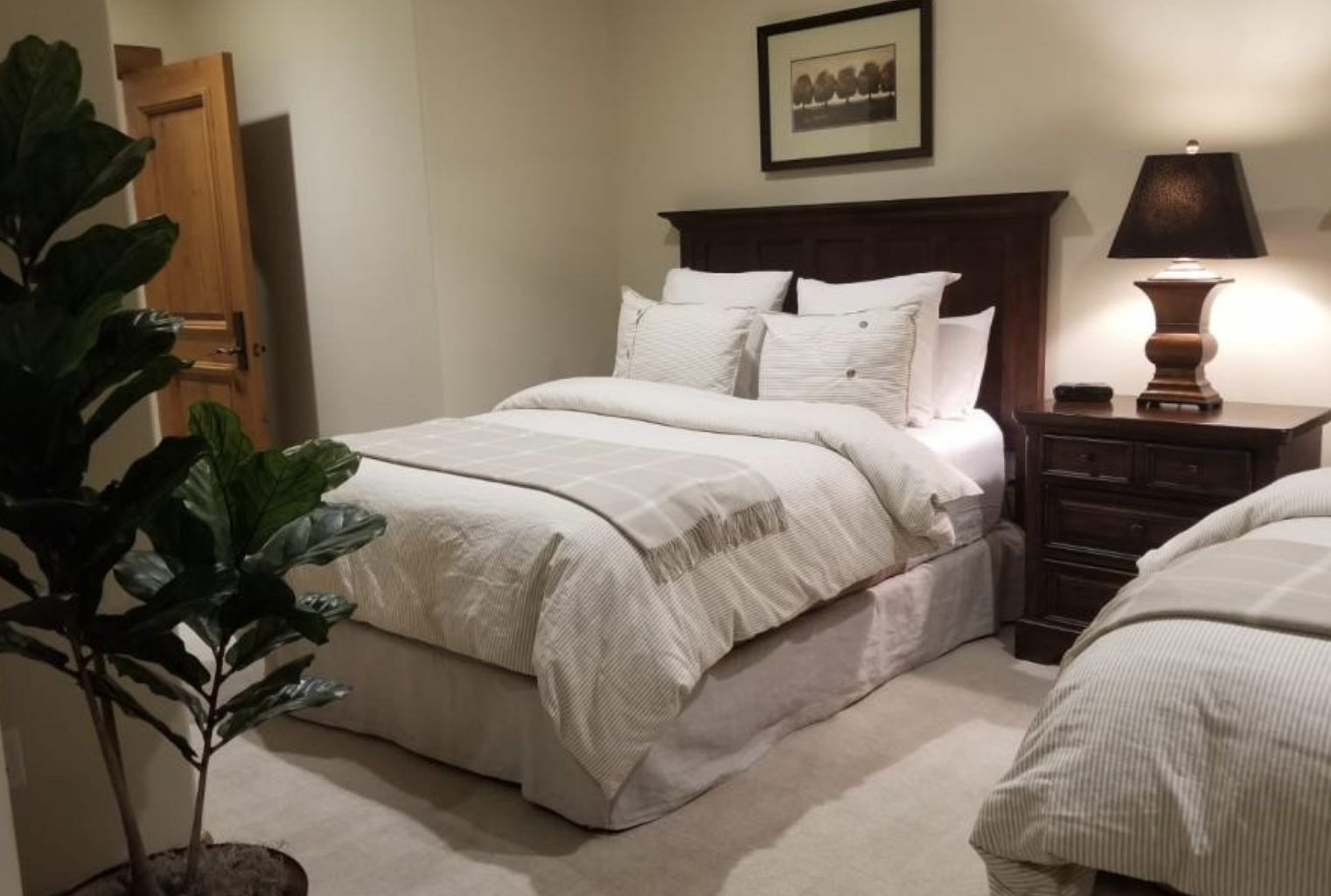 Peak View House - Image 9